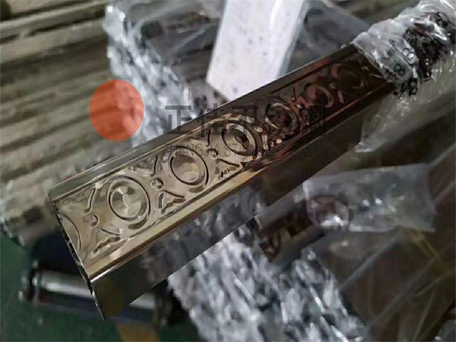 不锈钢压花管